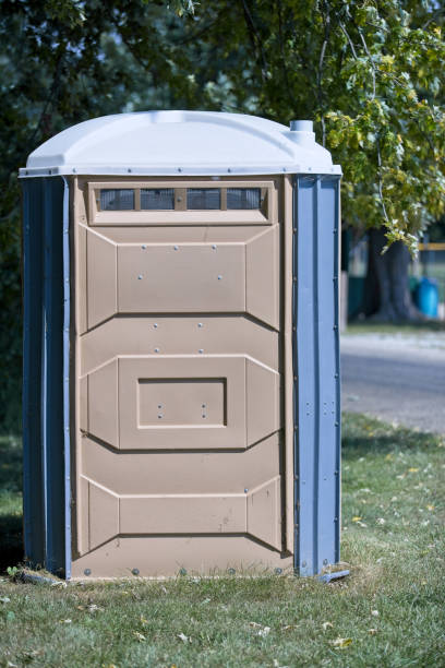 Best High-end porta potty rental  in Lake Lifornia, CA